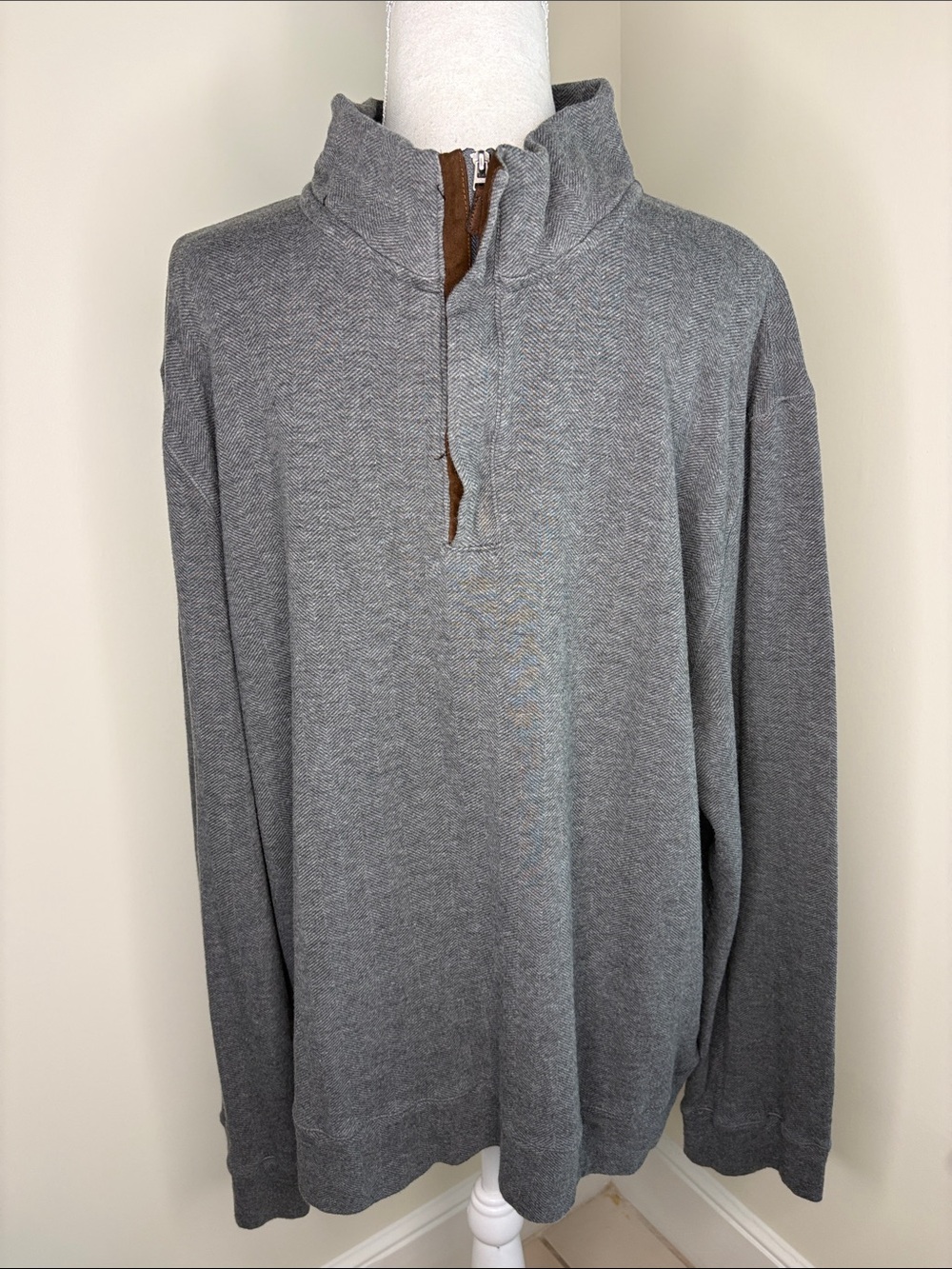 Tahari Charcoal Gray Herringbone Quarter Zip  Pullover. XXL